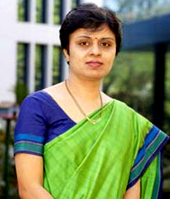 Dr. Vidya Yeravdekar, Principal Director Dr. Vidya Yeravdekar, Principal Director